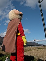 空を仰ぐアンパンマン